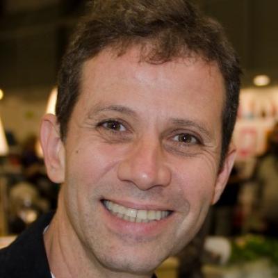 Roger Mello